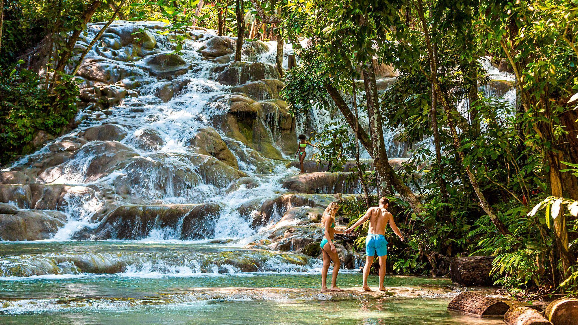 Dunns-River-Falls-Jamaica.jpg