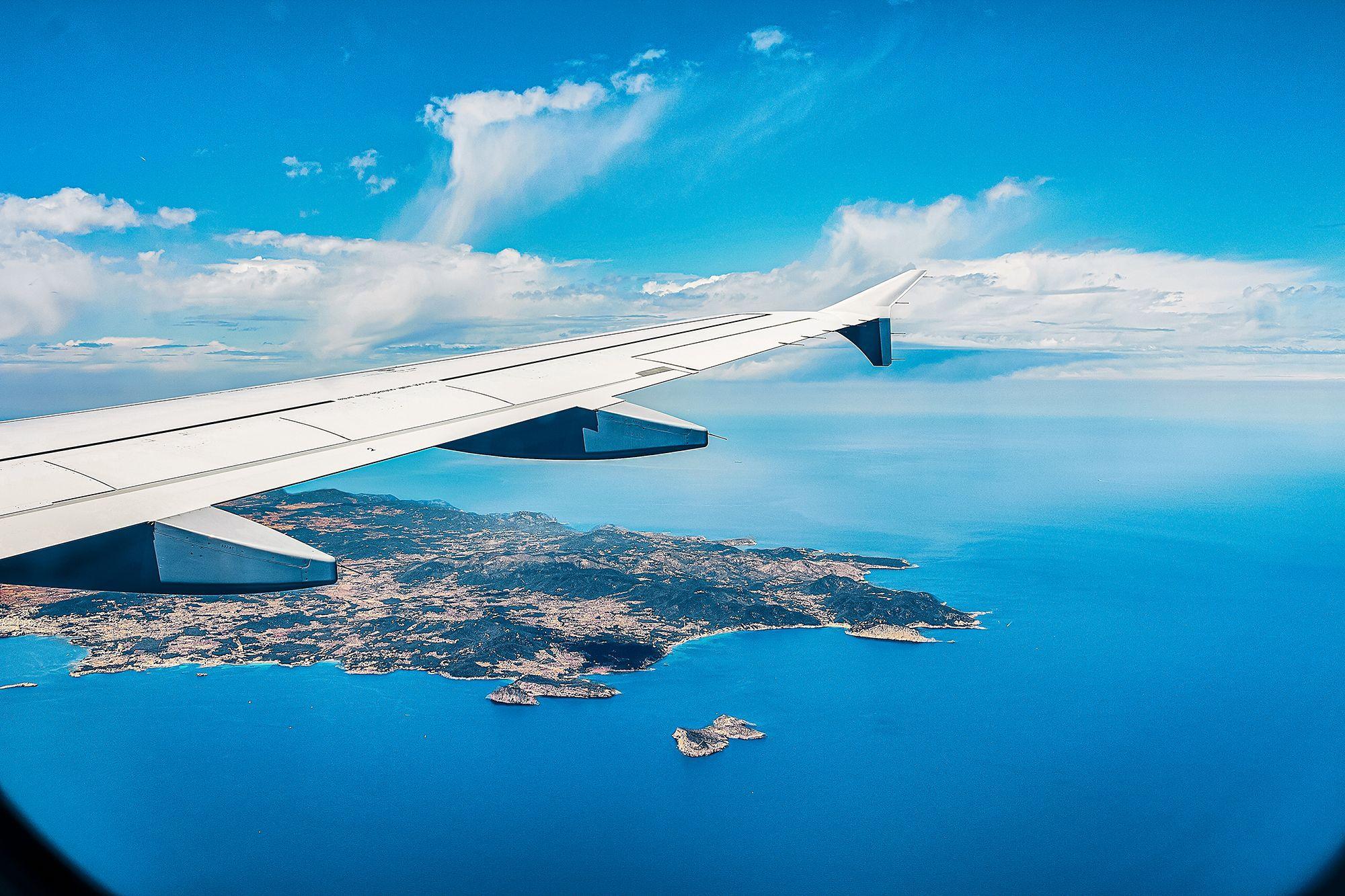 Plane-Over-Jamaica-Window.jpg